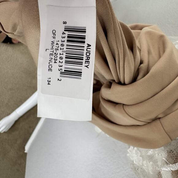 Dress the Population Size L Audrey Spaghetti Strap Midi A-line 3D Floral Ivory - Picture 7 of 8